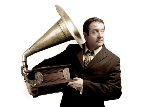 Mark Thomas